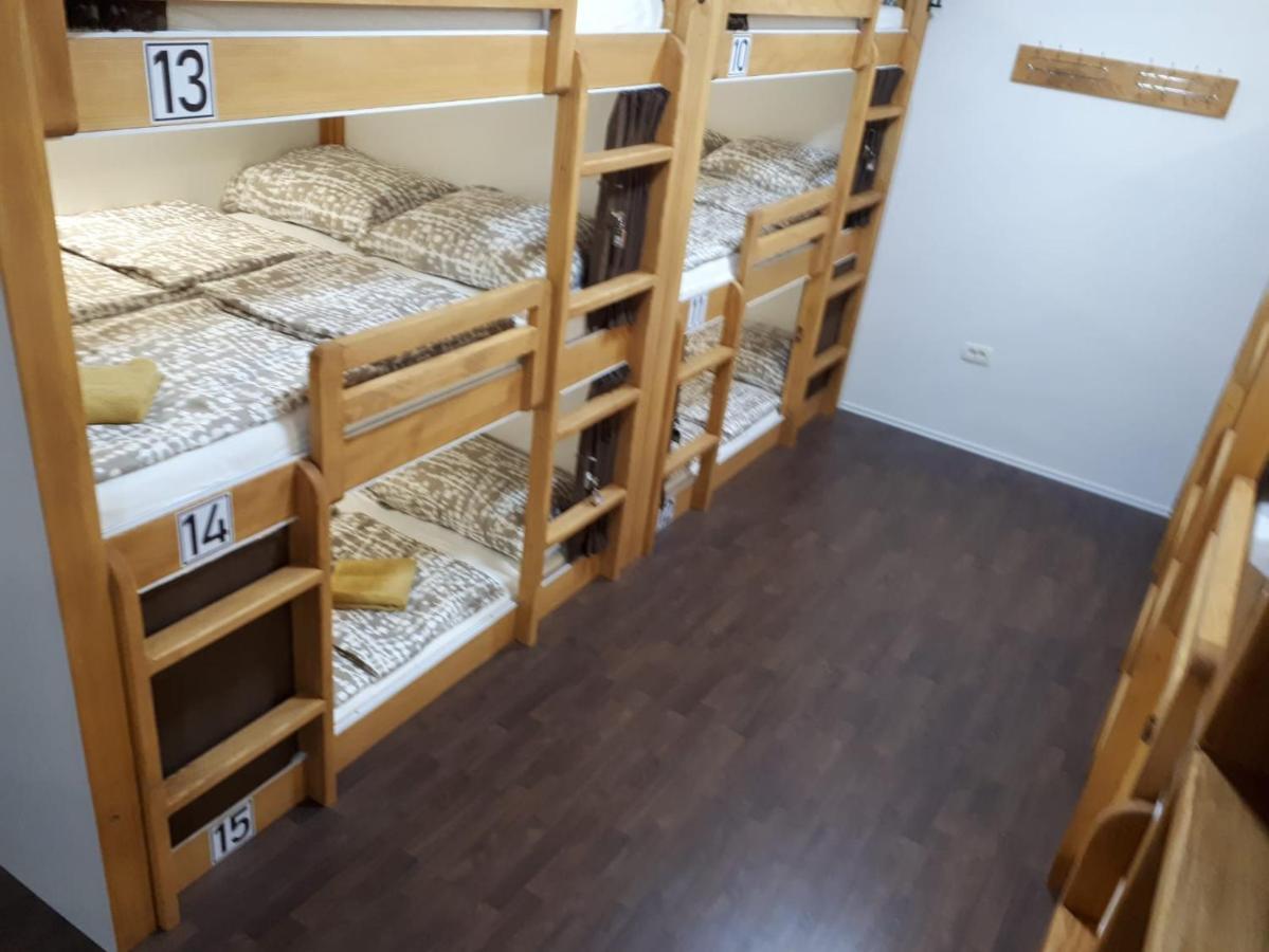 Hostel Railway Lublana Zewnętrze zdjęcie